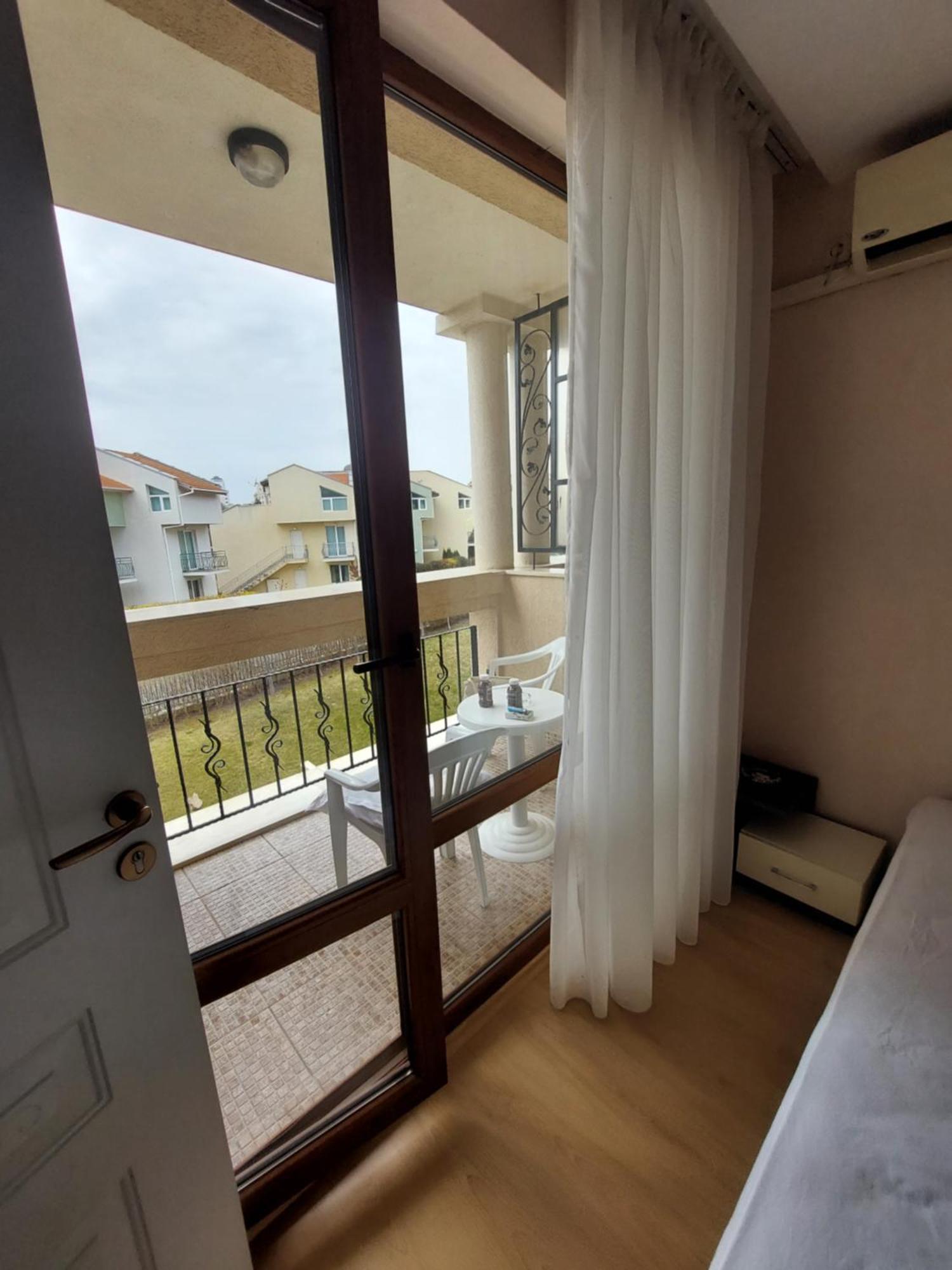 Fort Noks Prestige Beach Aparthotel, Sveti Vlas Bagian luar foto